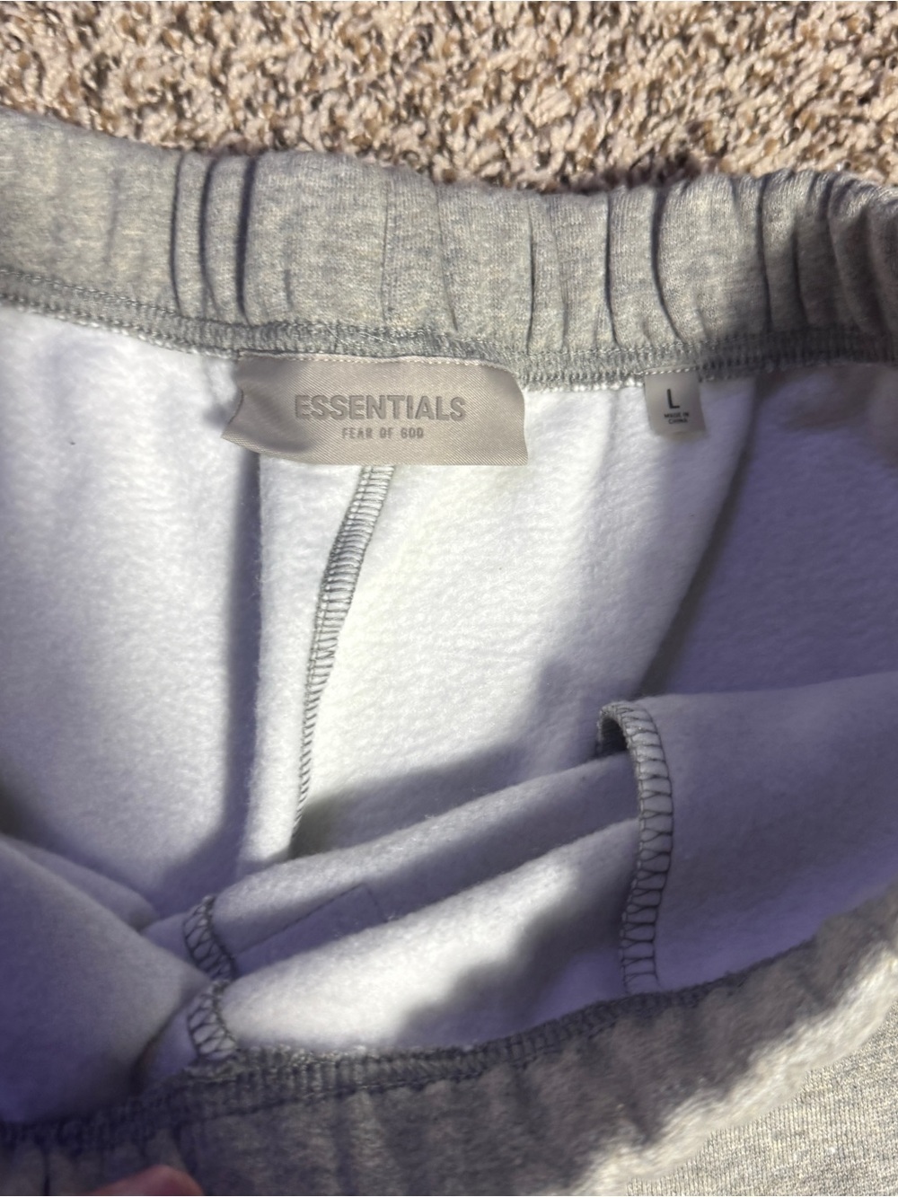 Essentials shorts - Picture 4 of 5